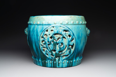 A Chinese turquoise-glazed garden seat, 19th C.