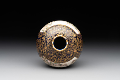 A fine Japanese Satsuma vase, Kinkozan 錦光山造 mark, Meiji, 19th C.