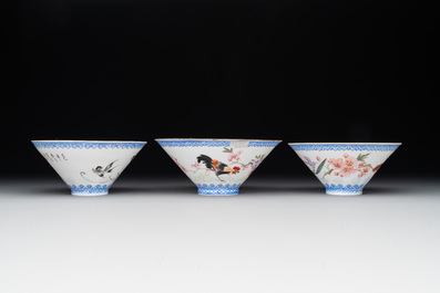 Five Chinese famille rose eggshell bowls and a cup, 20th C.