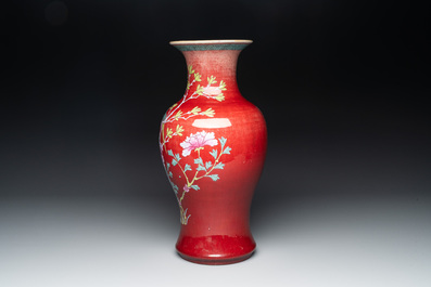 A Chinese flamb&eacute;-glazed famille-rose-decorated vase, 19th C.