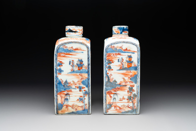 A pair of Chinese Imari-style square flasks and covers, Kangxi
