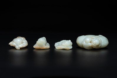 Nine Chinese jade carvings of figures, 19/20th C.