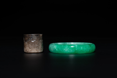 Three Chinese jade belt hooks, a hairpin, a bangle and an archer's ring, 19/20th C.