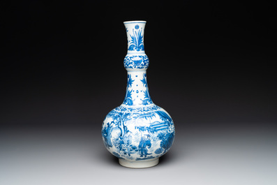A rare intact Chinese blue and white 'Lian Sheng San Ji 連升三級' bottle vase, Transitional period