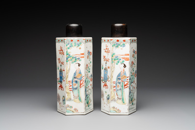 A pair of Chinese famille verte hexagonal tea caddies, Kangxi