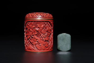 A group of 11 Chinese carvings, comprising jade, soapstone, mother-of-pearl and a lacquerware container, 19/20th C.