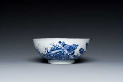 A Chinese blue and white bowl with floral design and a famille verte yellow-ground 'bamboo' bowl, Tongzhi mark, 18/19th C.