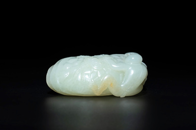A Chinese white jade 'monkey and lingzhi' brush washer, 19/20th C.