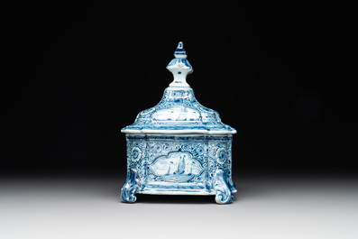 A blue and white Dutch Delft tobacco box and cover, 18th C.