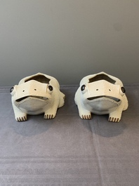 A pair of large Chinese white-glazed biscuit toad-form jardini&egrave;res, 18th C.