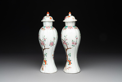 Five Chinese famille rose and verte wares, Kangxi/Qianlong