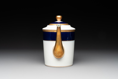 An impressive 94-piece gold-encrusted royal-blue-enamelled 'Palaiseau' service, Bernardaud, Limoges, 20th C.