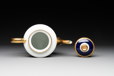 An impressive 94-piece gold-encrusted royal-blue-enamelled 'Palaiseau' service, Bernardaud, Limoges, 20th C.