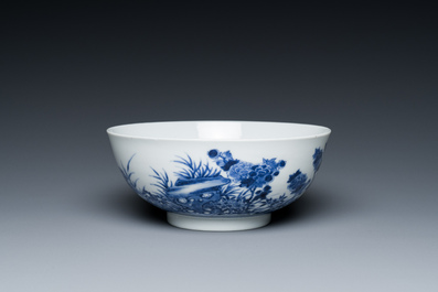 A Chinese blue and white bowl with floral design and a famille verte yellow-ground 'bamboo' bowl, Tongzhi mark, 18/19th C.