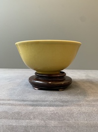 A Chinese yellow-glazed bowl, Jiajing mark, 19/20th C.