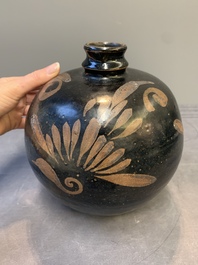 A Chinese russet-decorated black-glazed bottle, 'duluping', Northern Song/Jin
