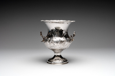 A sterling silver vase, Robert Hennel III, London, 1841