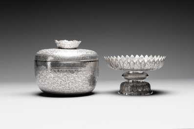 A Chinese silver bowl and cover on lotus-shaped stand, Li Hehe 李和合 and Zuyin 足銀 mark, 19th C.