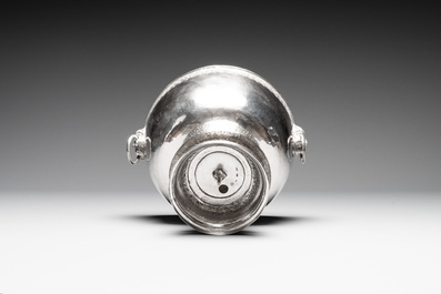 A Thai silver punch bowl with tiger-form handles, เฉิน เว่ย ไท่ 陳偉泰 mark, Bangkok, 19th C.