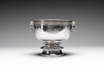 A Thai silver punch bowl with tiger-form handles, เฉิน เว่ย ไท่ 陳偉泰 mark, Bangkok, 19th C.