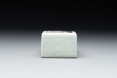 A Chinese famille rose 'landscape' brush rest, 19th C.