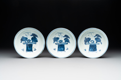 Six Chinese ko-sometsuke blue and white 'jardini&egrave;re' bowls, Tianqi