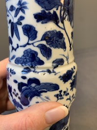 A pair of Chinese blue and white vases and a plate with narrative design, Chenghua and Kangxi marks, 19th C.