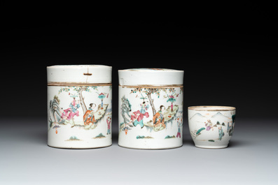 12 Chinese famille rose wares, 19/20th C.
