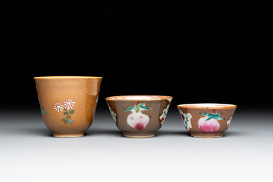 29 Chinese famille rose capucin-brown-ground tea wares, Yongzheng/Qianlong
