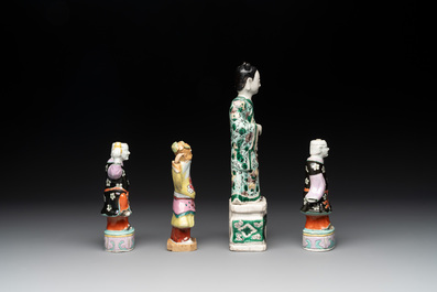 A Chinese verte biscuit figure and three famille rose figures, 18/19th C.