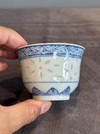 22 Chinese blue and white wares, 19/20th C.