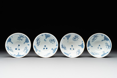 22 Chinese blue and white wares, 19/20th C.