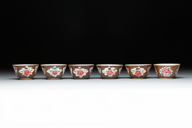 29 Chinese famille rose capucin-brown-ground tea wares, Yongzheng/Qianlong