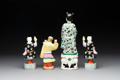 A Chinese verte biscuit figure and three famille rose figures, 18/19th C.