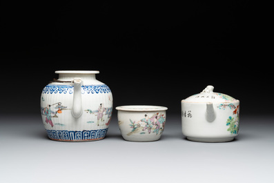 12 Chinese famille rose wares, 19/20th C.
