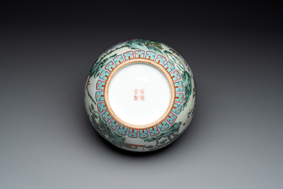 A Chinese famille rose 'fisherman, woodcutter, farmer and scholar 漁樵耕讀圖' vase, Shen De Tang 慎德堂 mark, 19/20th C.