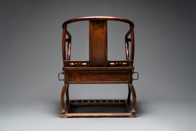 A rare and exceptional Chinese huanghuali sedan chair, Jianyu 肩輿, signed Zhang Dai 張岱, 17th C.