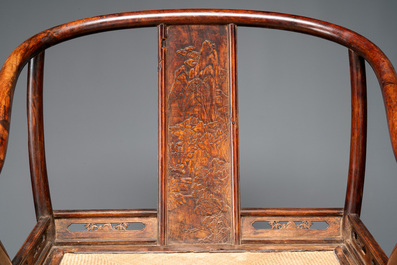 A rare and exceptional Chinese huanghuali sedan chair, Jianyu 肩輿, signed Zhang Dai 張岱, 17th C.