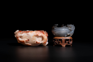A Chinese agate 'chilong' brush washer and a water pot with Buddhist lions, 19th C.