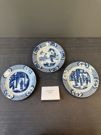 Three Chinese blue and white plates with figural design, Jiajing and Chenghua marks, Kangxi