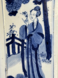 A Chinese blue and white square flask and cover with figural design, Kangxi