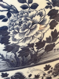A large Chinese blue and white 'He Lu Tong Chun 鶴鹿同春' fish bowl, 19th C.