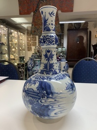 A rare intact Chinese blue and white 'Lian Sheng San Ji 連升三級' bottle vase, Transitional period