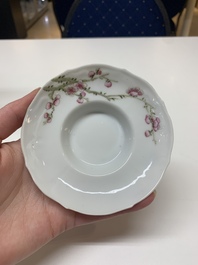 Five Chinese blue, white and famille rose wares, Qianlong and Xianfeng marks, 19/20th C.