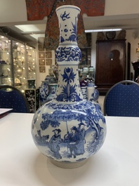A rare intact Chinese blue and white 'Lian Sheng San Ji 連升三級' bottle vase, Transitional period