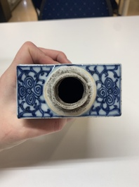 Five Chinese blue, white and famille rose wares, Qianlong and Xianfeng marks, 19/20th C.