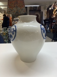 A Japanese blue and white 'Tokugawa crest' vase, Edo/Meiji, 19th C.