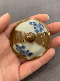 12 Chinese capucin-ground wares, Yongzheng/Qianlong