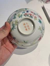A pair of Chinese famille rose bowls with floral design, Guangxu mark, 20th C.