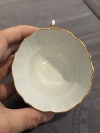 A 28-piece Chinese gilt-decorated sepia 'mandarin subject' service, Jiaqing